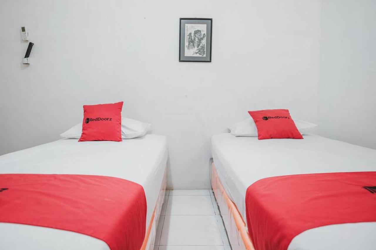 Reddoorz Near Kartini Mall Lampung Bandar Lampung Exteriér fotografie